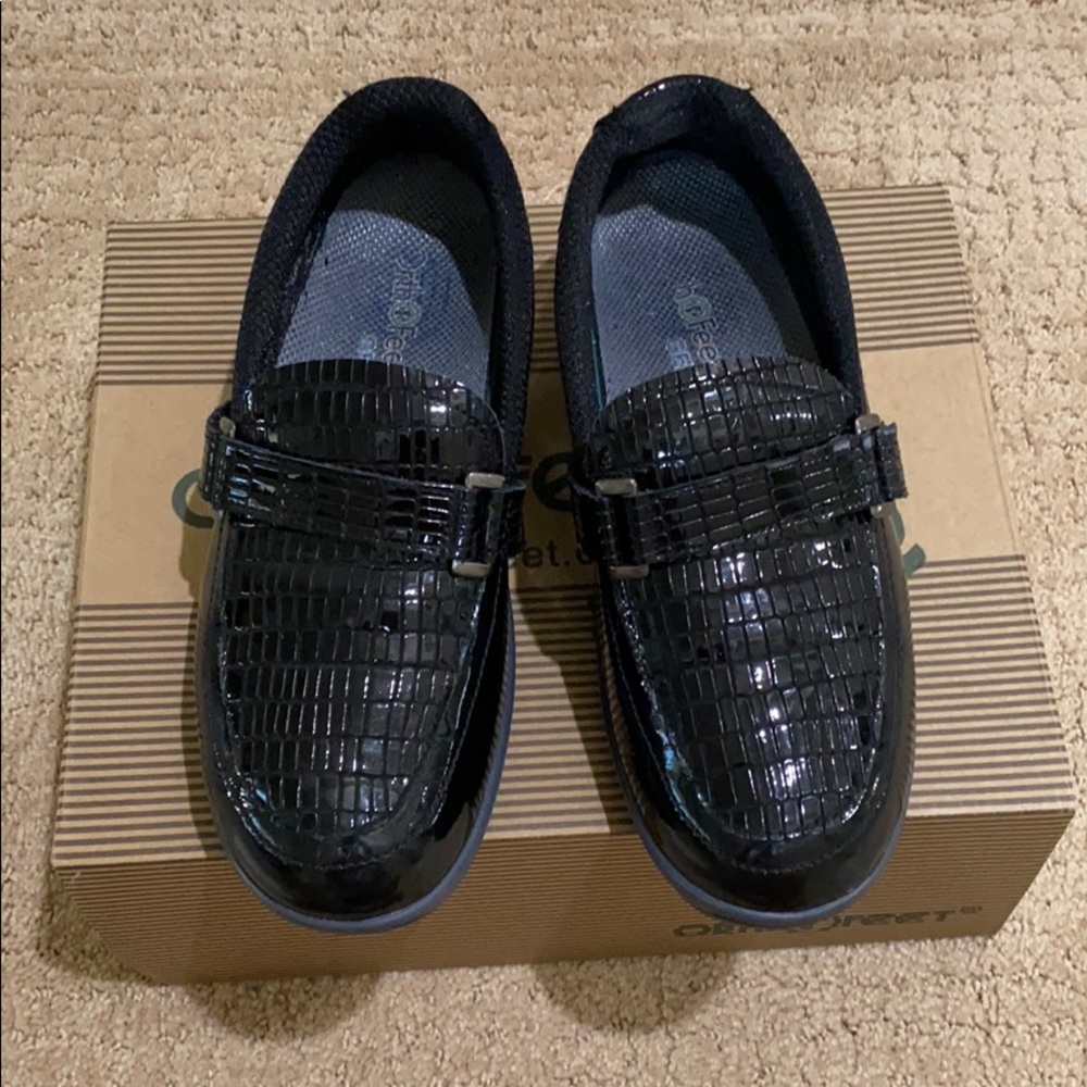 Orthofeet Chelsea Croc Shoes